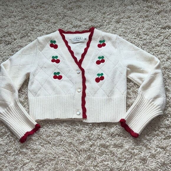 CIDER- Cherry Decorated Lace Cardigan S - Picture 1 of 13